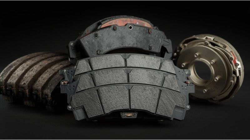 Brake shoe and brake pads